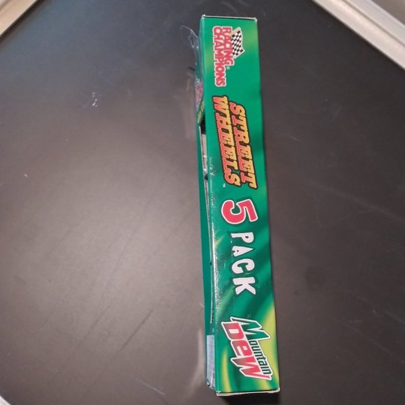 2001 Racing Champions Street Wheels 5-Pack of Mountain Dew Cars New. - Picture 8 of 13